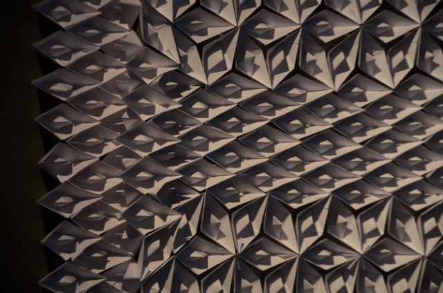 wemakecarpets-paperboatcarpet-detailwhite