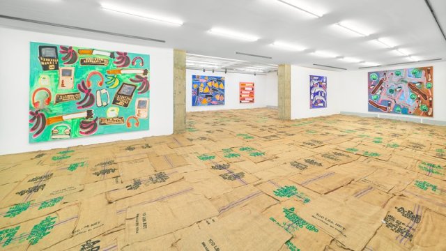 katherine-bernhardt-interview-900x450